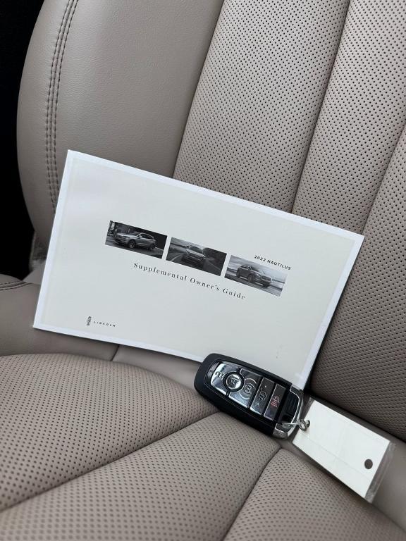 used 2022 Lincoln Nautilus car