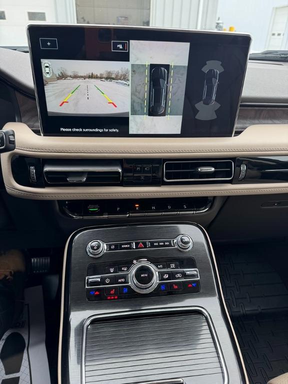 used 2022 Lincoln Nautilus car