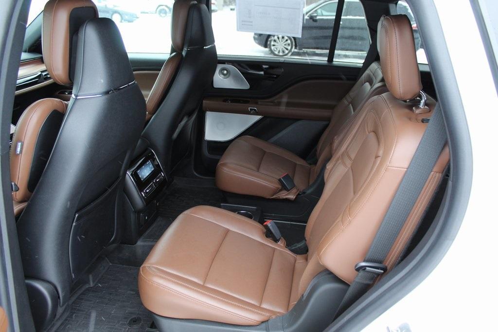 used 2022 Lincoln Aviator car, priced at $38,928
