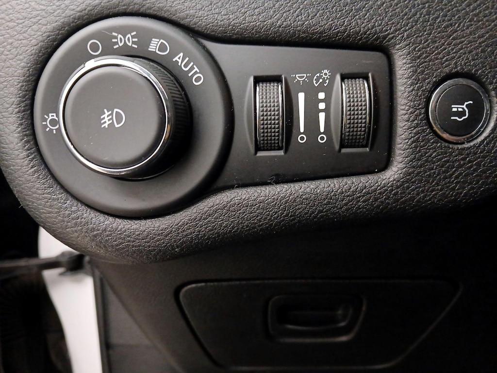 used 2018 Jeep Cherokee car, priced at $15,998