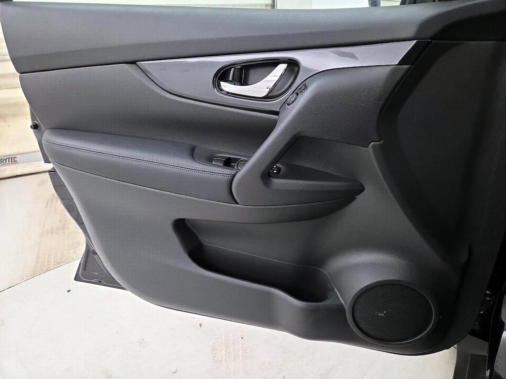 used 2018 Nissan Rogue car, priced at $19,998