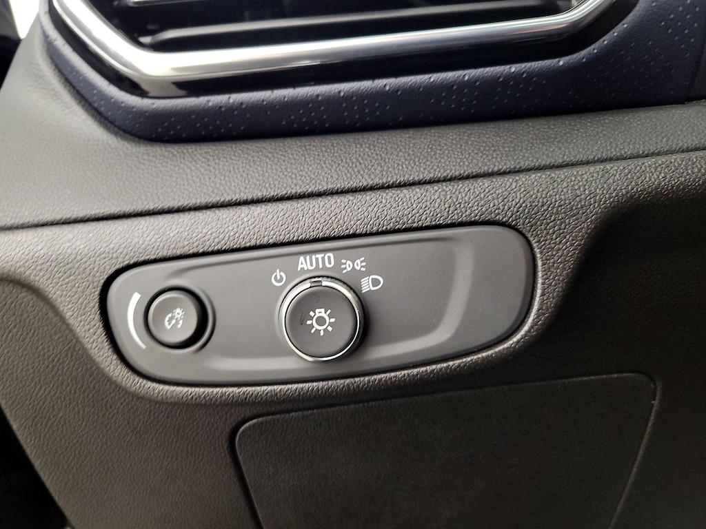 used 2022 Chevrolet Bolt EUV car, priced at $19,998