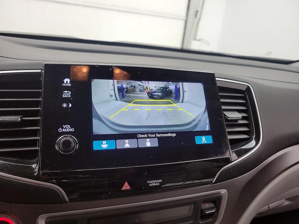 used 2021 Honda Pilot car, priced at $27,998