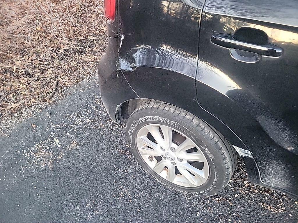 used 2013 Kia Soul car, priced at $4,000