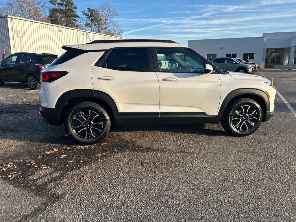 new 2026 Chevrolet TrailBlazer car, priced at $34,320