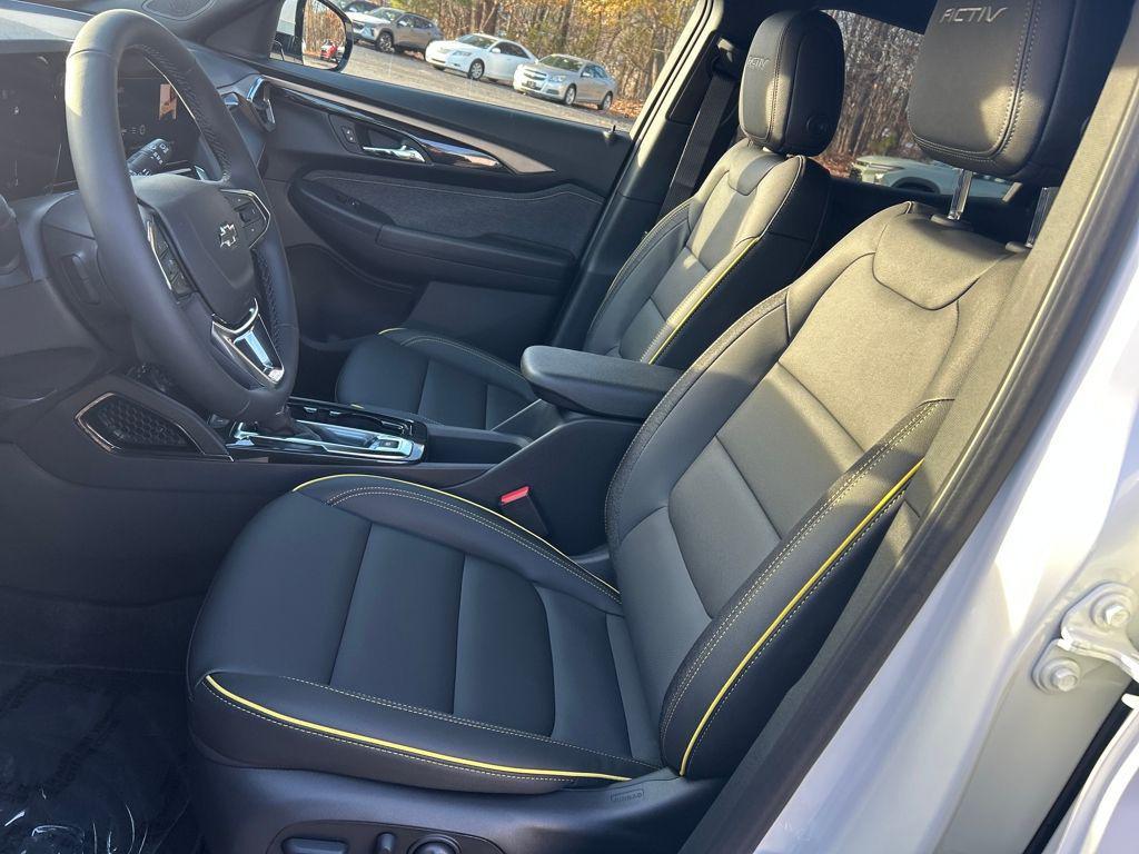 new 2026 Chevrolet TrailBlazer car, priced at $34,320