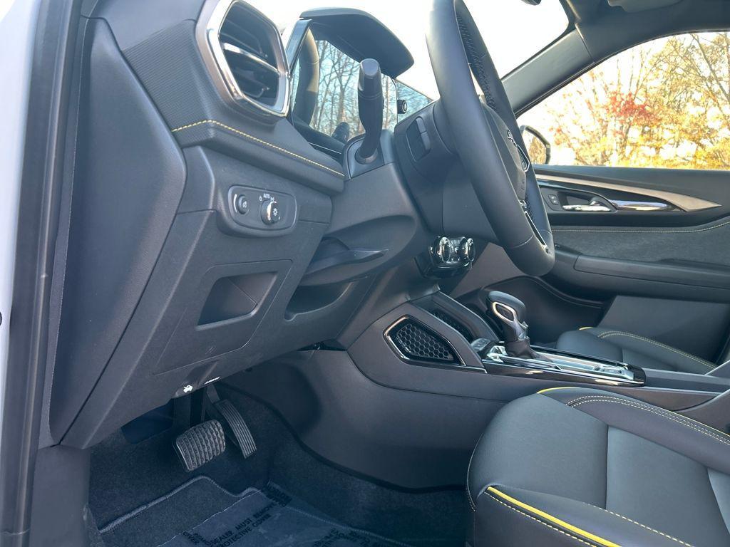 new 2026 Chevrolet TrailBlazer car, priced at $34,320