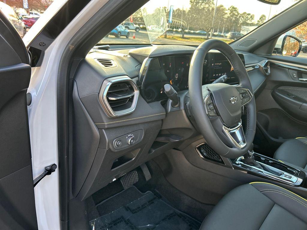 new 2026 Chevrolet TrailBlazer car, priced at $34,320