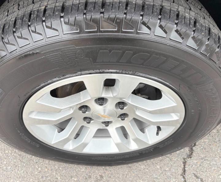 used 2019 Chevrolet Tahoe car, priced at $27,000