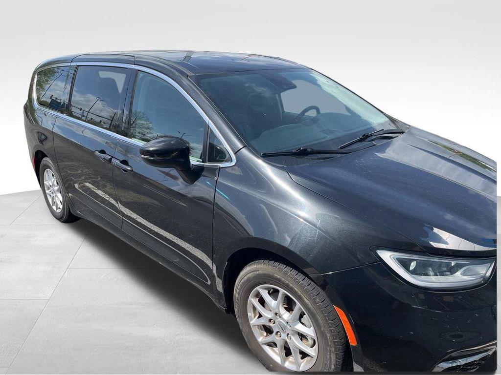 used 2023 Chrysler Pacifica car, priced at $24,875