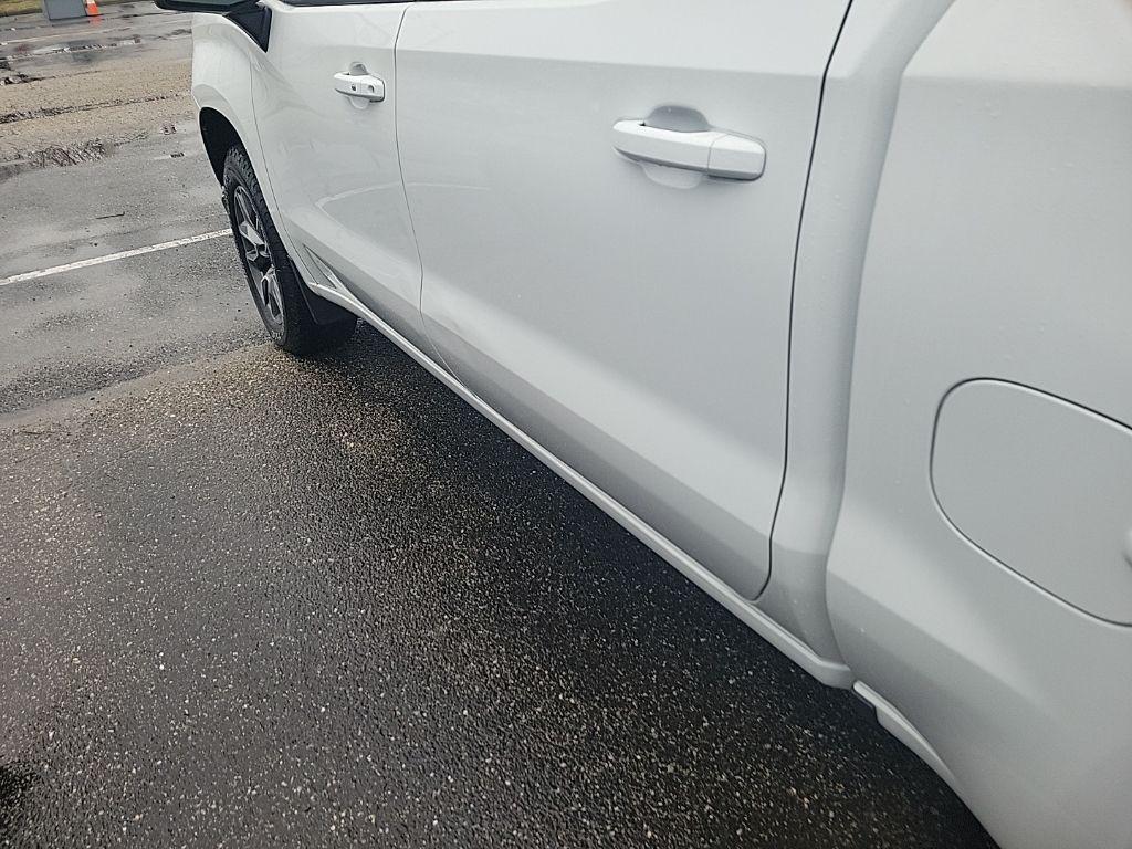 used 2021 Chevrolet Silverado 1500 car, priced at $25,000