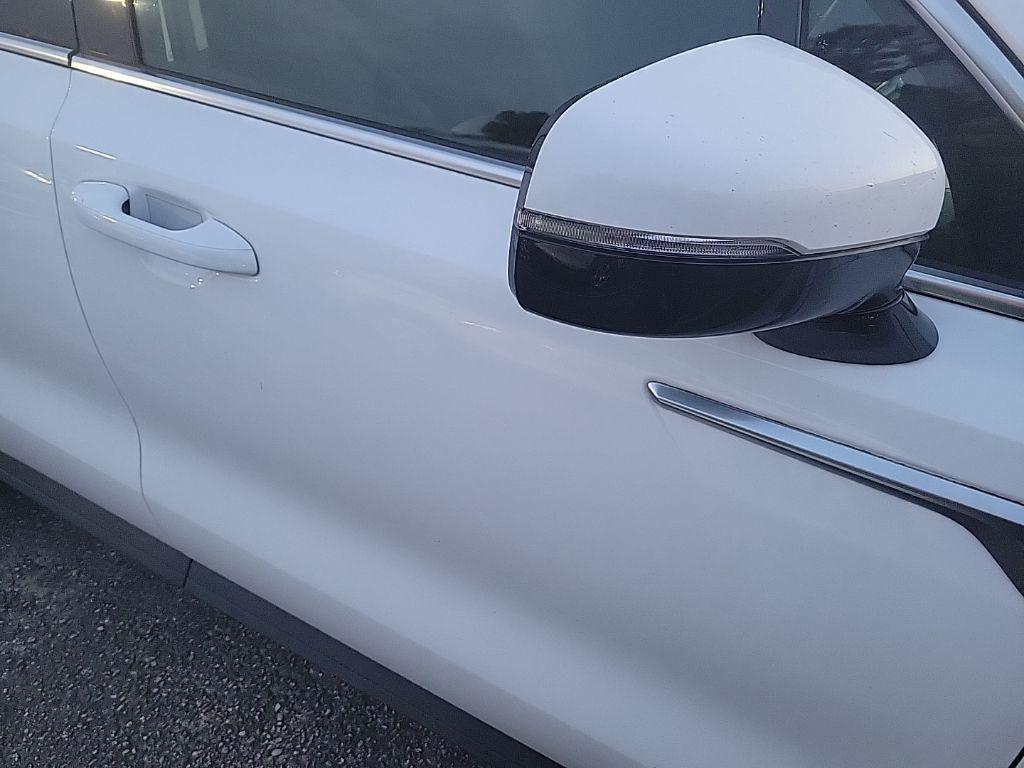 used 2022 Kia Sorento car, priced at $17,975