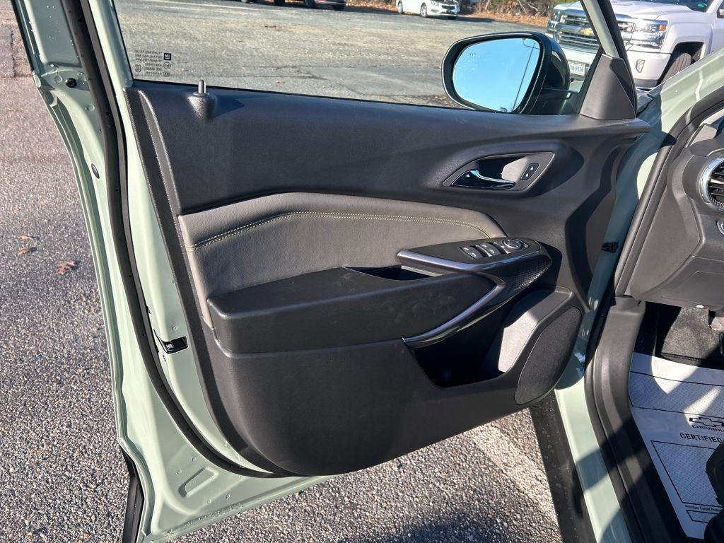 new 2026 Chevrolet Trax car, priced at $26,622