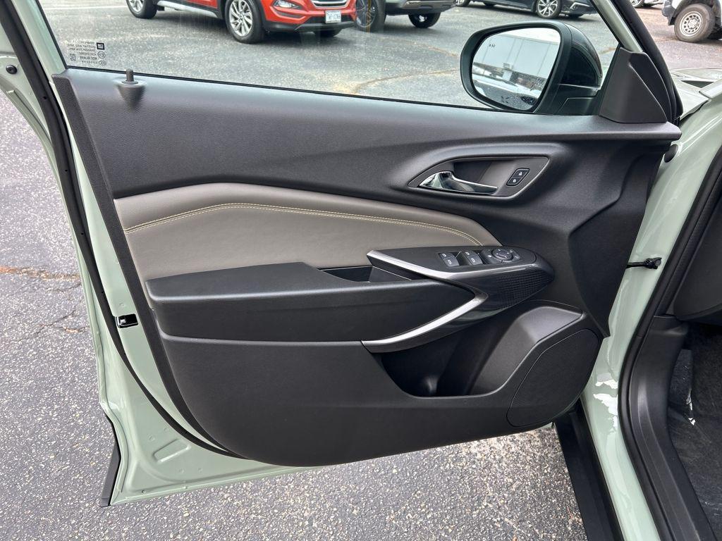 new 2026 Chevrolet Trax car, priced at $27,615