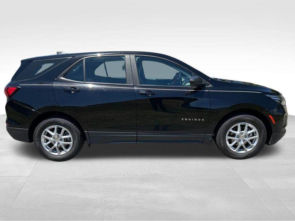 used 2023 Chevrolet Equinox car, priced at $17,200