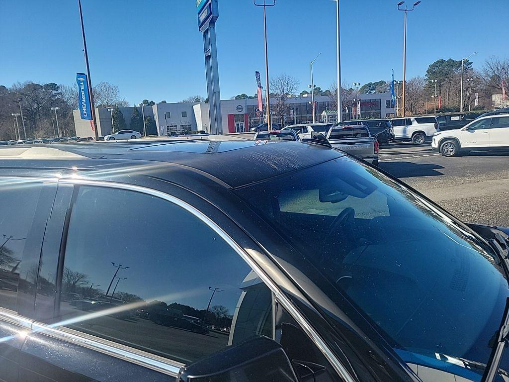 used 2018 GMC Yukon XL car, priced at $18,999