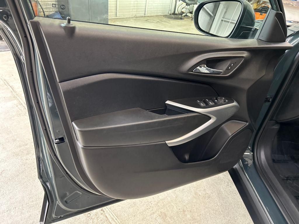 used 2025 Chevrolet Trax car, priced at $21,753