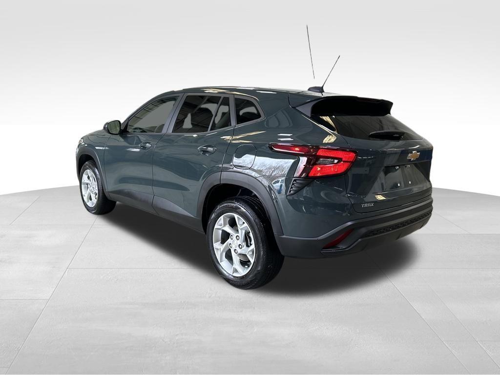 used 2025 Chevrolet Trax car, priced at $21,753