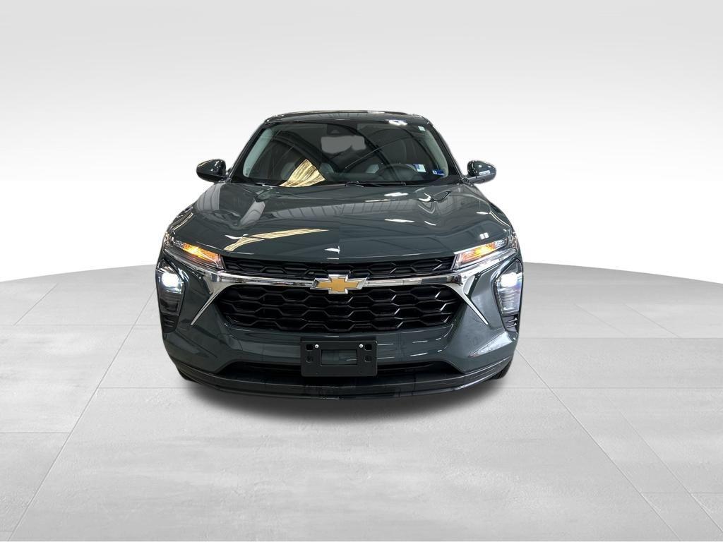 used 2025 Chevrolet Trax car, priced at $21,753