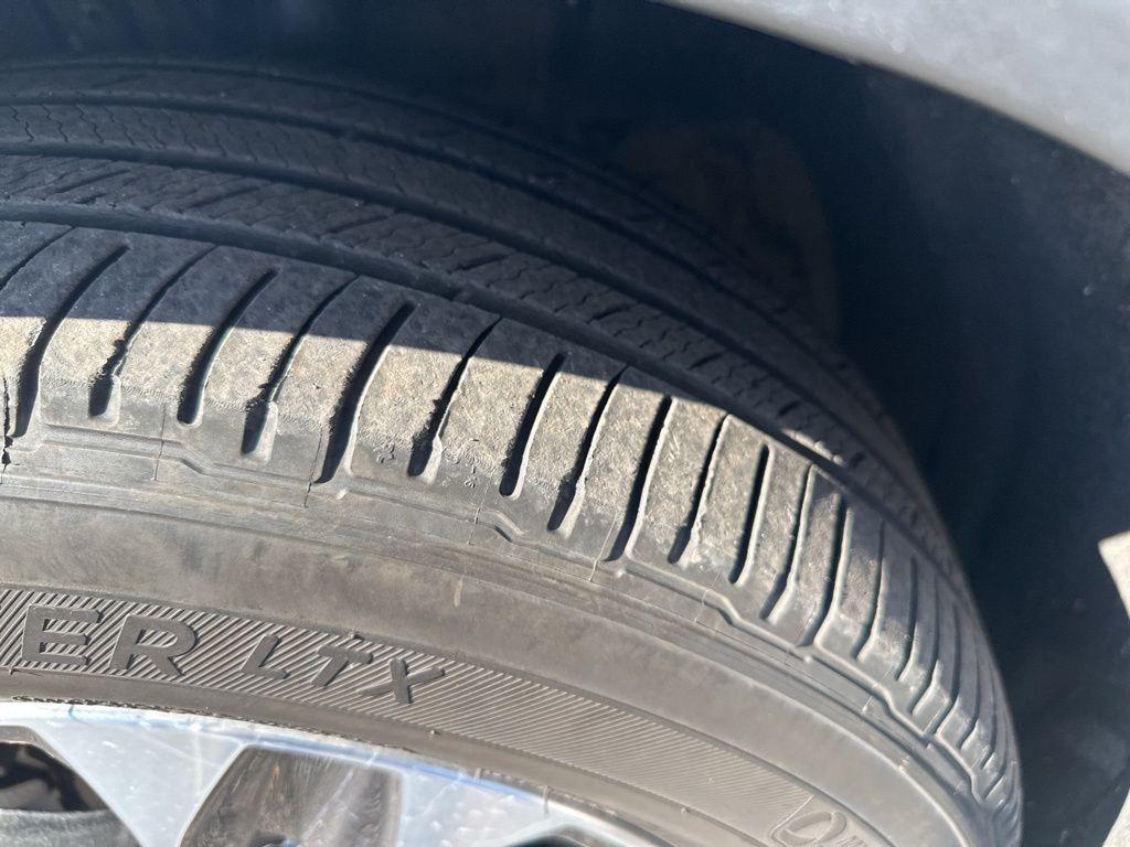 used 2022 Toyota Highlander car, priced at $34,499