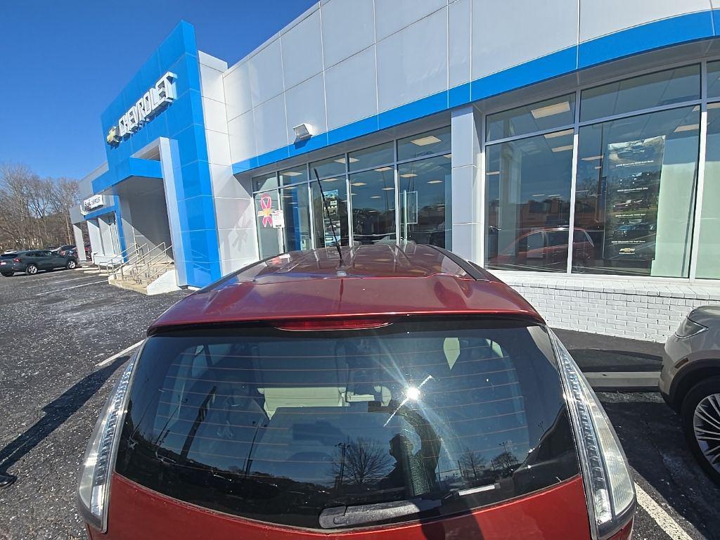 used 2009 Mazda Mazda5 car, priced at $5,999