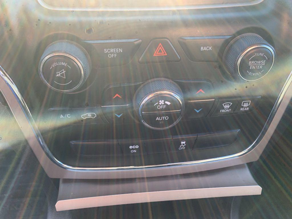 used 2015 Jeep Grand Cherokee car, priced at $7,725