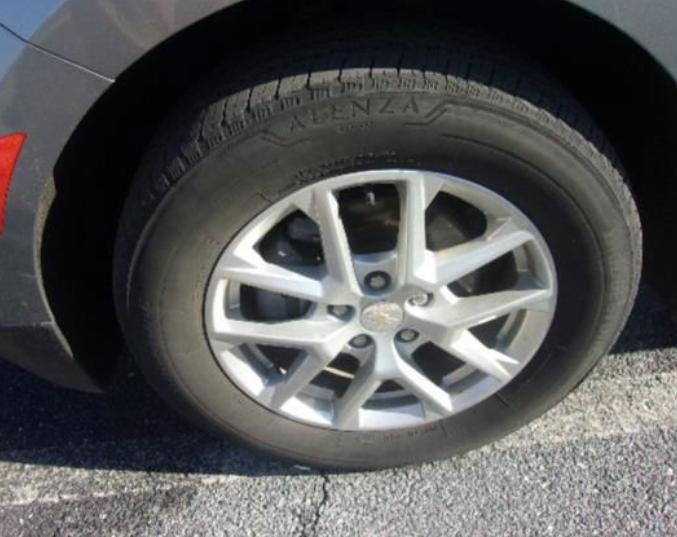 used 2022 Chevrolet Equinox car, priced at $21,392