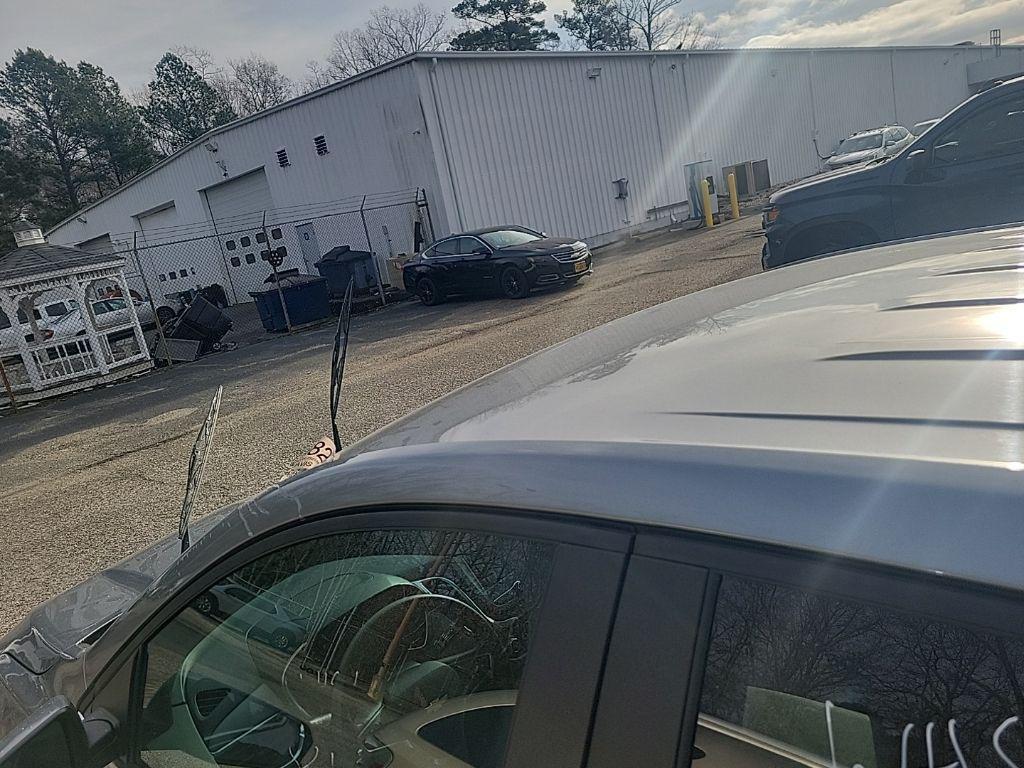 used 2022 Chevrolet Equinox car, priced at $21,392