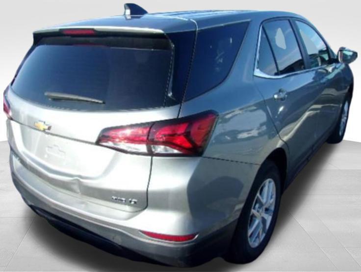 used 2022 Chevrolet Equinox car, priced at $21,392