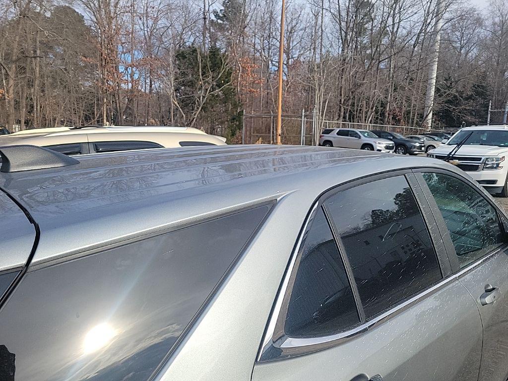 used 2022 Chevrolet Equinox car, priced at $21,392