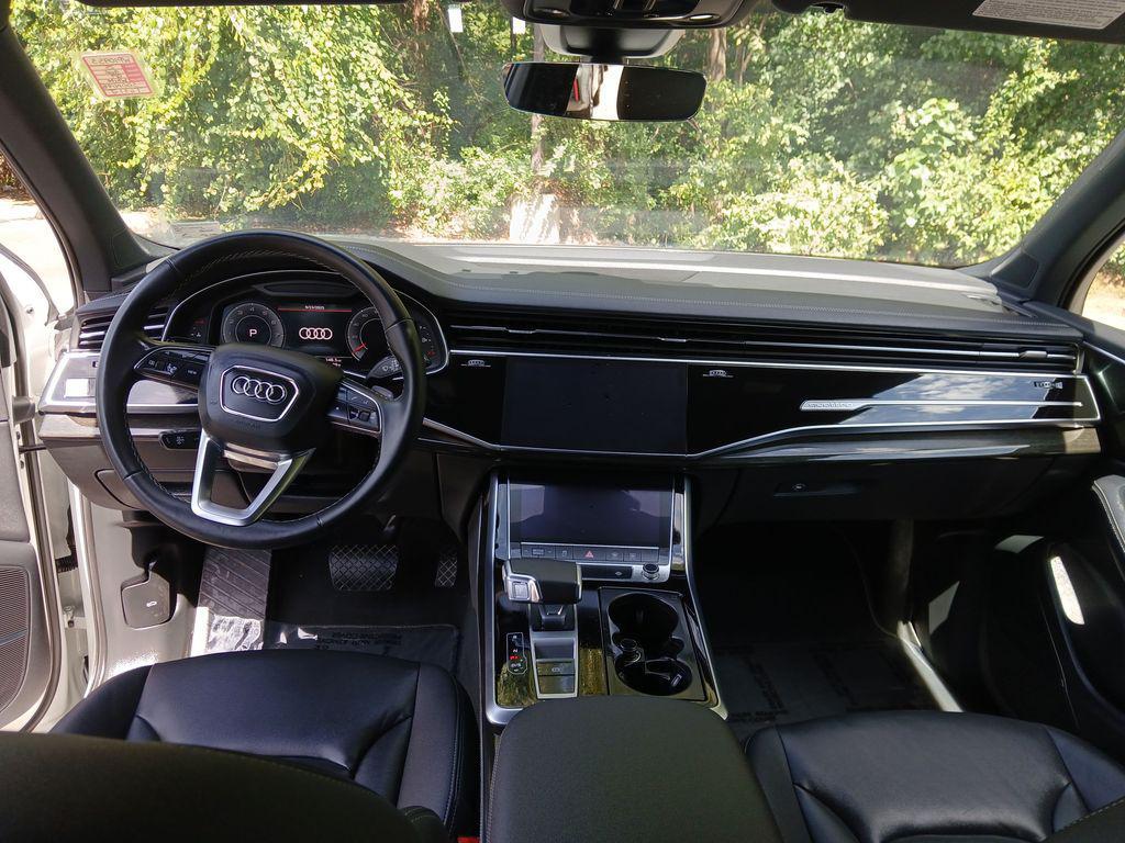 used 2025 Audi Q7 car, priced at $47,400
