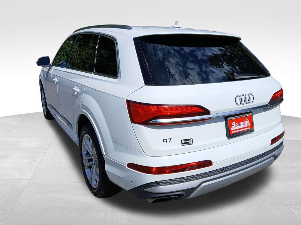 used 2025 Audi Q7 car, priced at $47,400