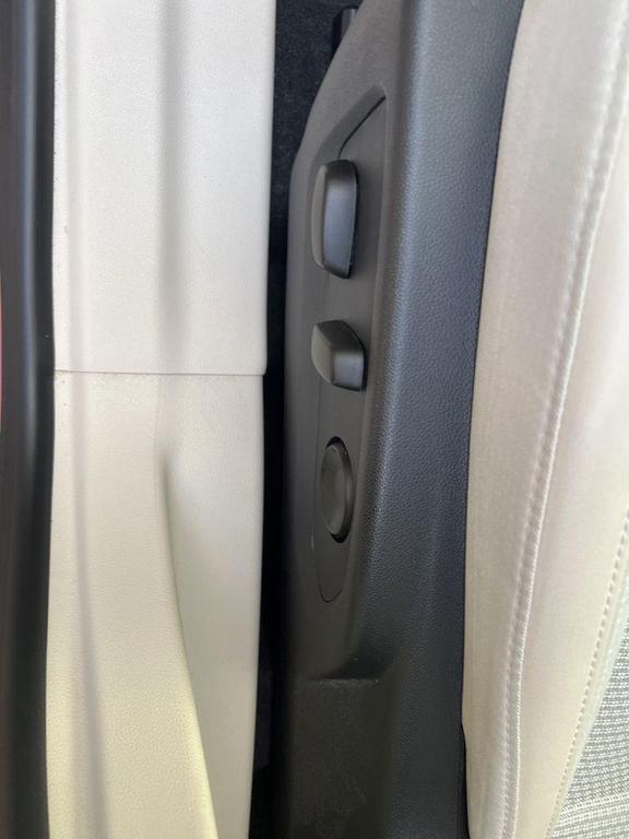 used 2021 Buick Envision car, priced at $21,995