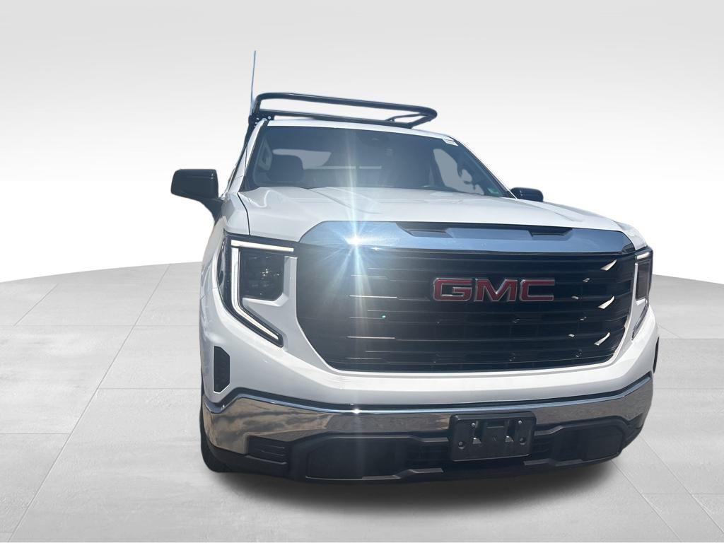 used 2022 GMC Sierra 1500 car, priced at $26,500