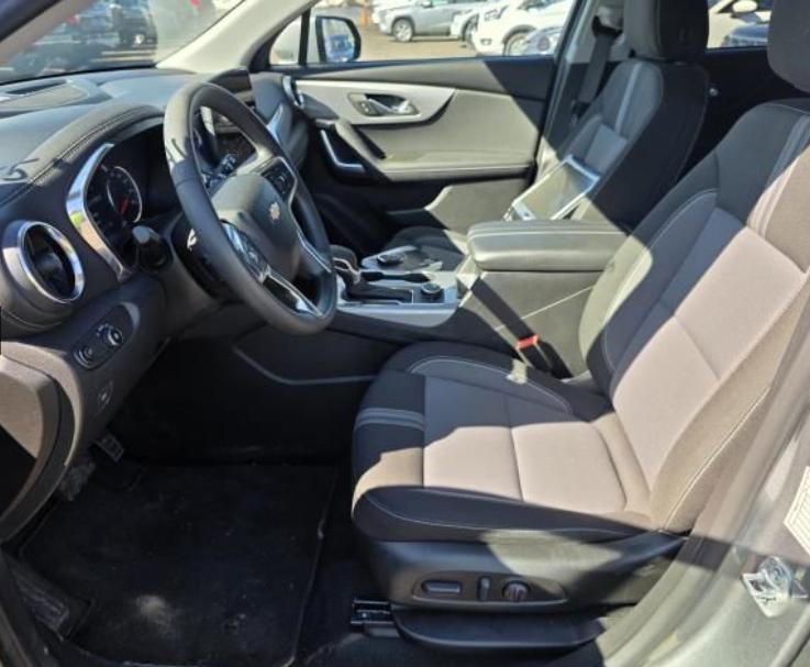 used 2025 Chevrolet Blazer car, priced at $26,999