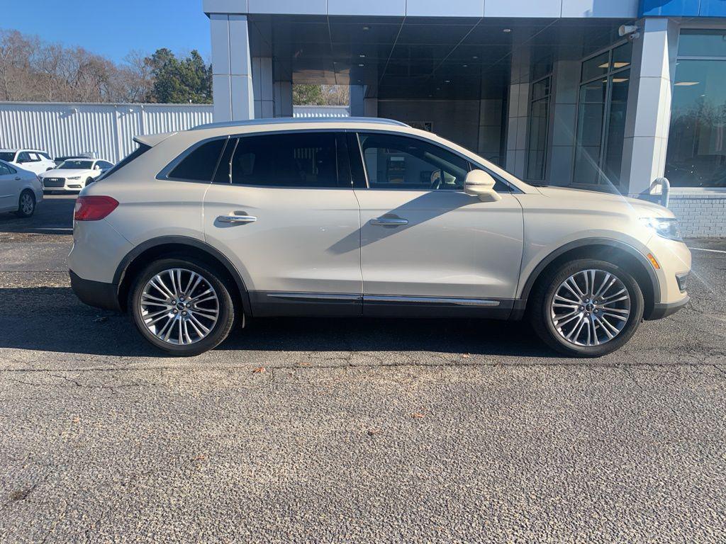 used 2016 Lincoln MKX car, priced at $9,375