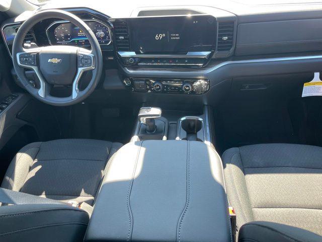 new 2025 Chevrolet Silverado 1500 car, priced at $48,713