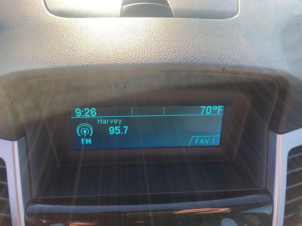 used 2014 Chevrolet Cruze car, priced at $6,500