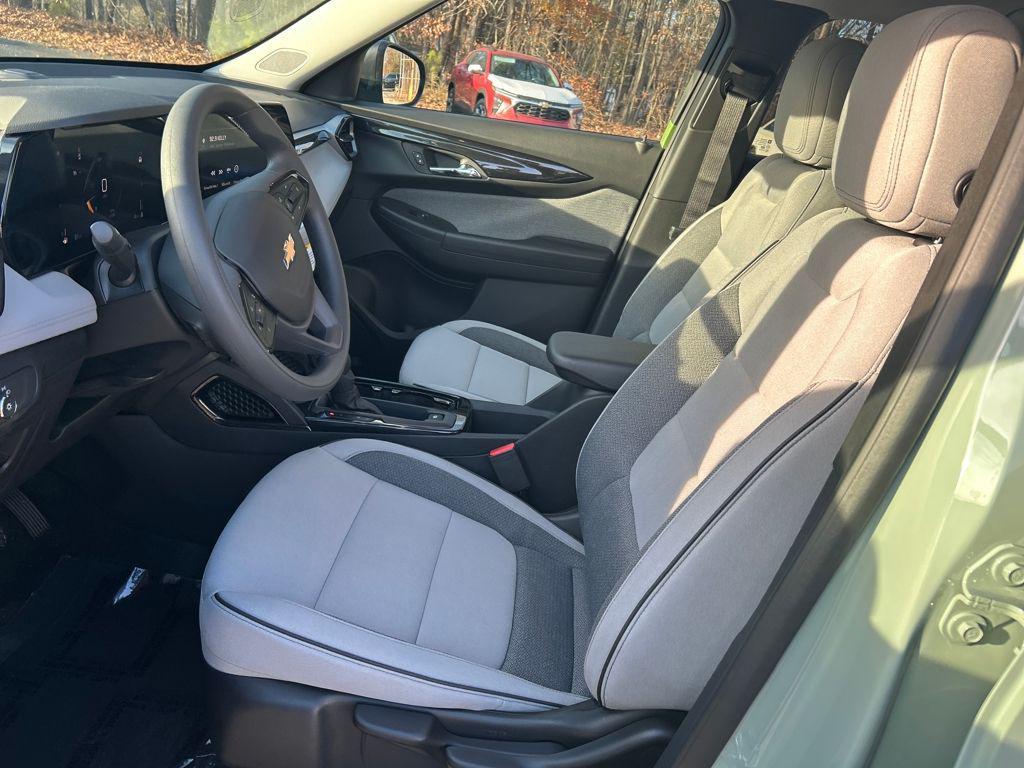 new 2026 Chevrolet TrailBlazer car, priced at $24,329