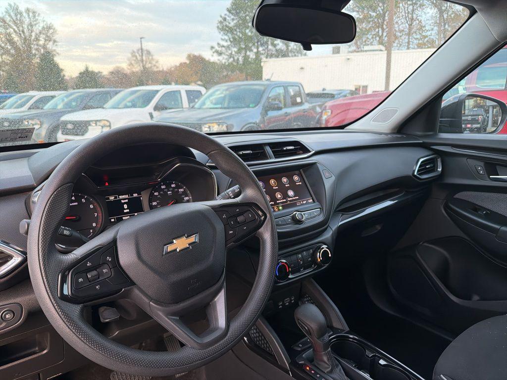 used 2023 Chevrolet TrailBlazer car