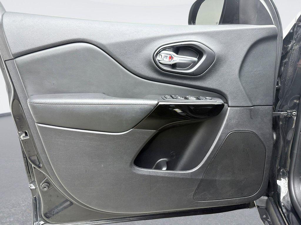 used 2021 Jeep Cherokee car, priced at $19,850