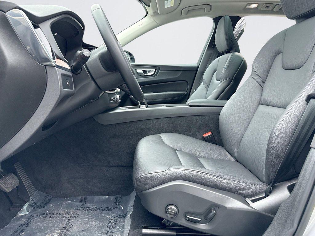 used 2023 Volvo XC60 car, priced at $33,999
