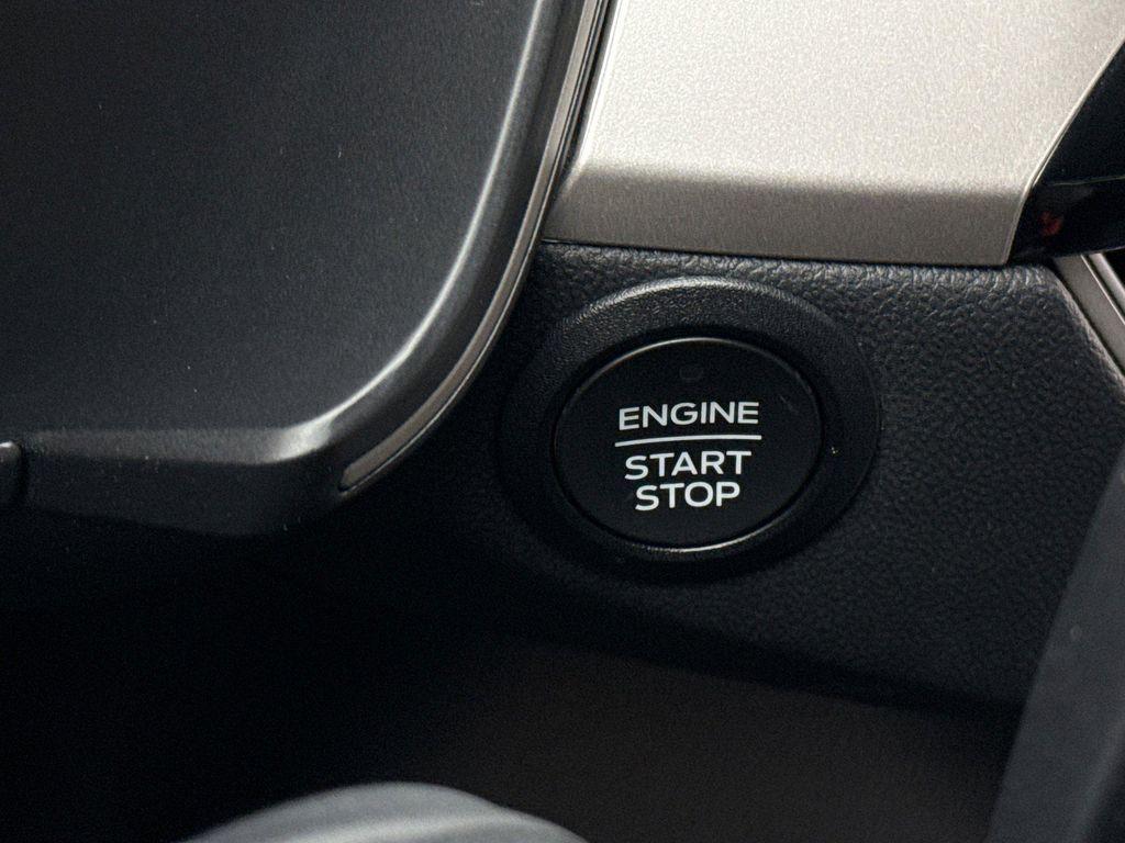 used 2022 Ford Escape car, priced at $21,298