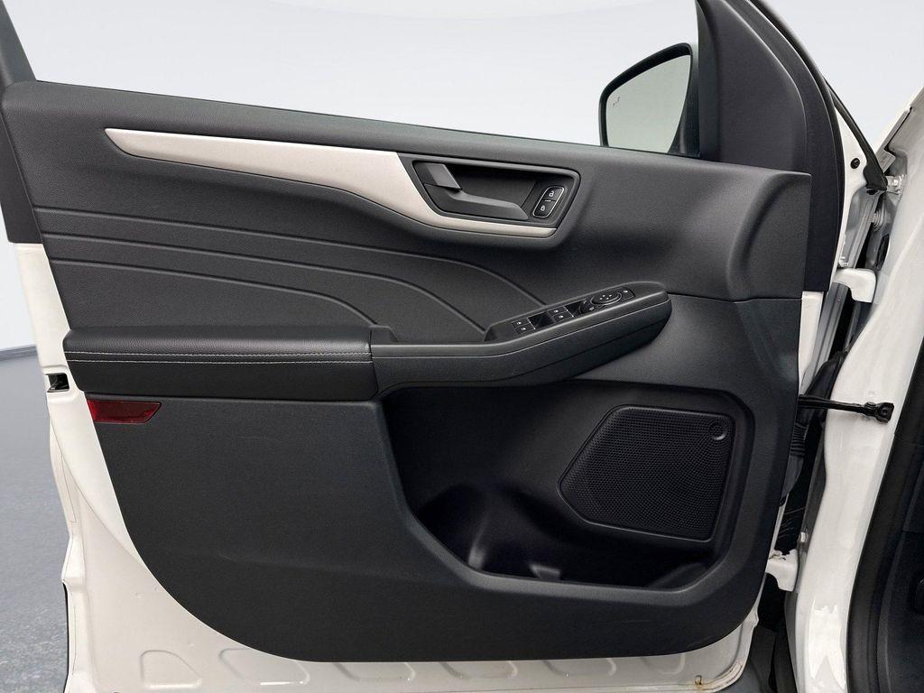 used 2022 Ford Escape car, priced at $21,298