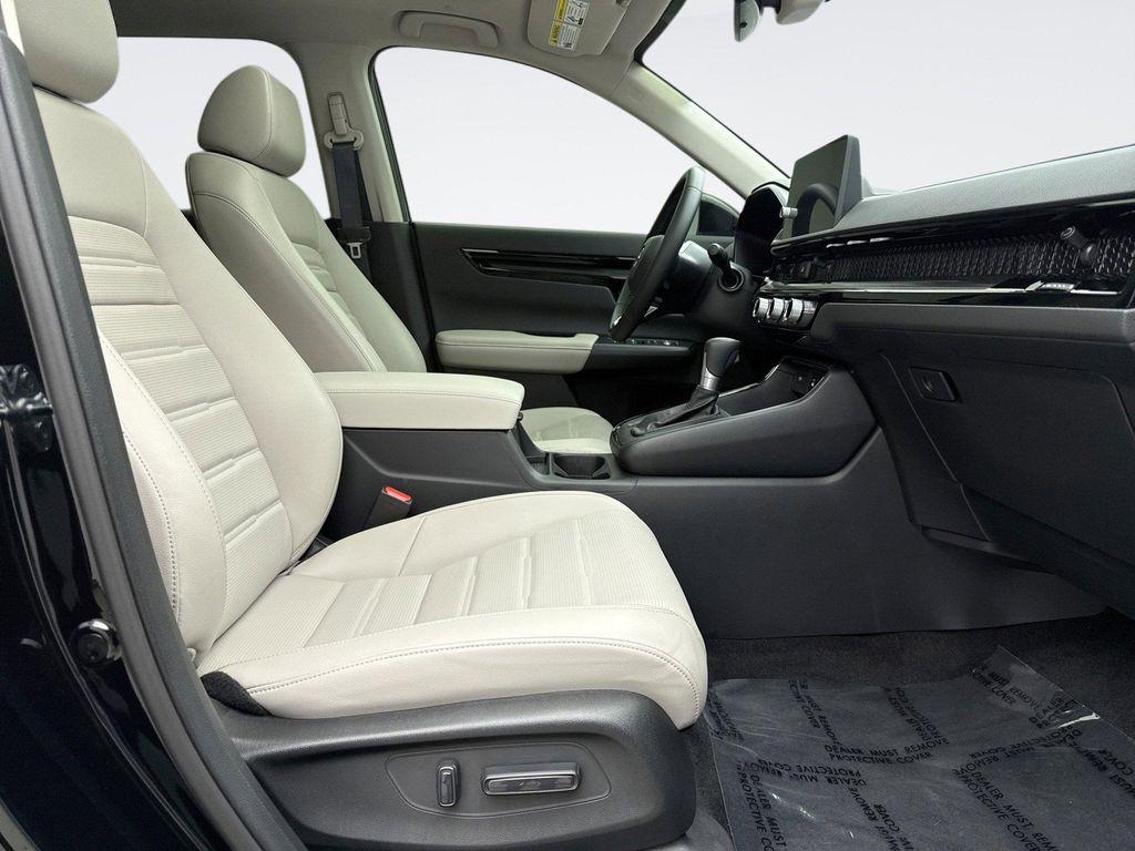 used 2026 Honda CR-V car, priced at $35,999