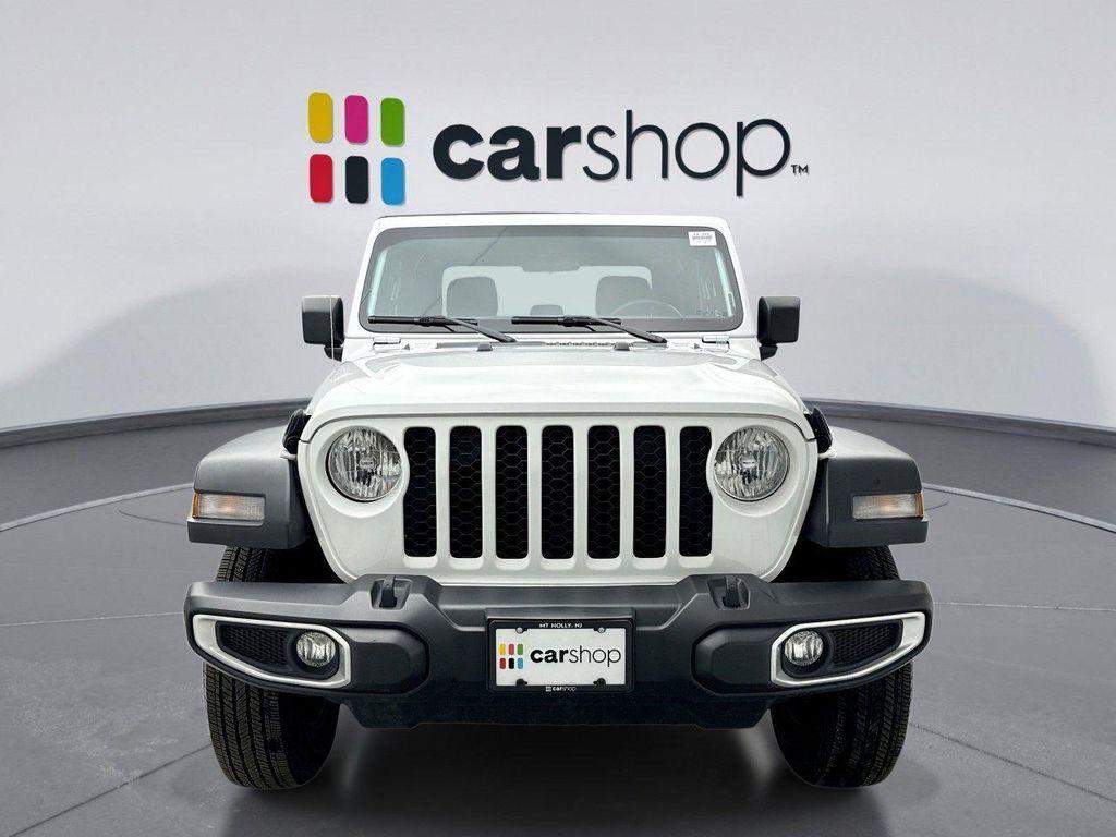 used 2023 Jeep Gladiator car, priced at $31,599