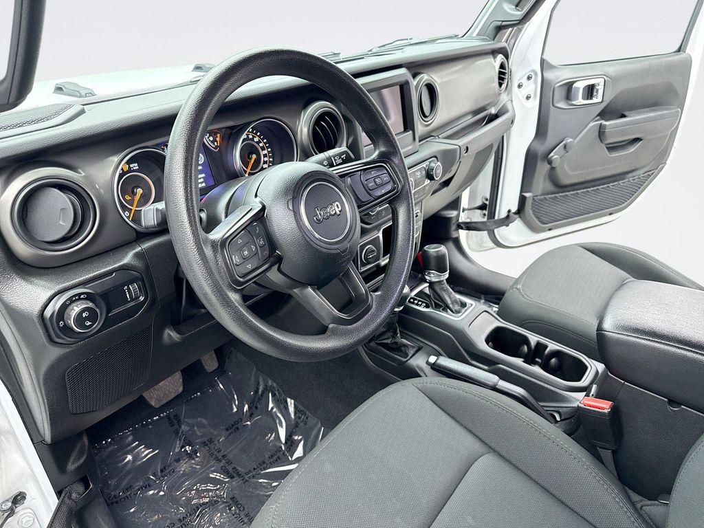 used 2023 Jeep Gladiator car, priced at $31,599