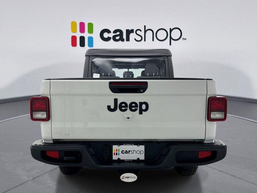 used 2023 Jeep Gladiator car, priced at $31,599