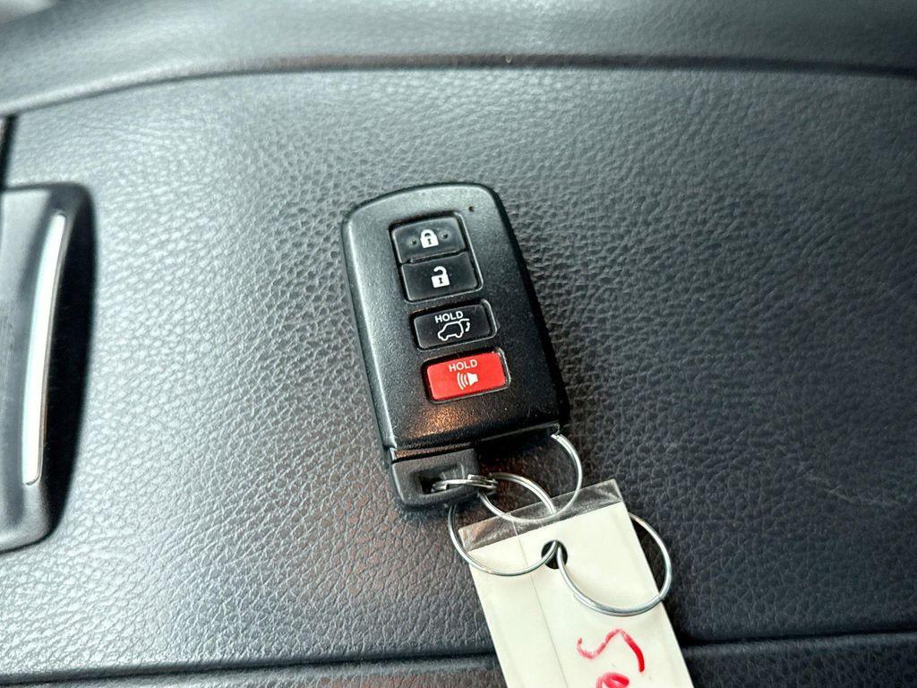 used 2016 Toyota Highlander car, priced at $23,949