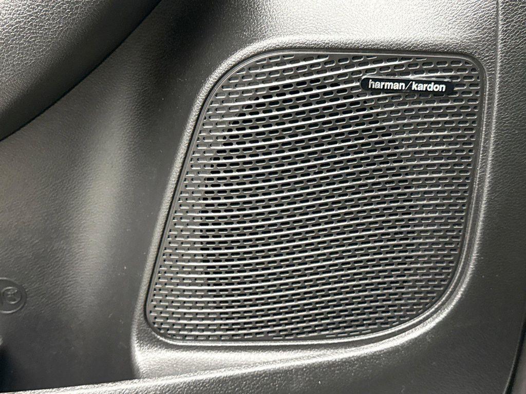 used 2022 Chrysler Pacifica Hybrid car, priced at $32,699